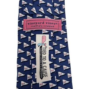 Vineyard Vines Men's Tie Tied To A Cause Nautical Whale Flag 3.5" (W) x 55" (L)